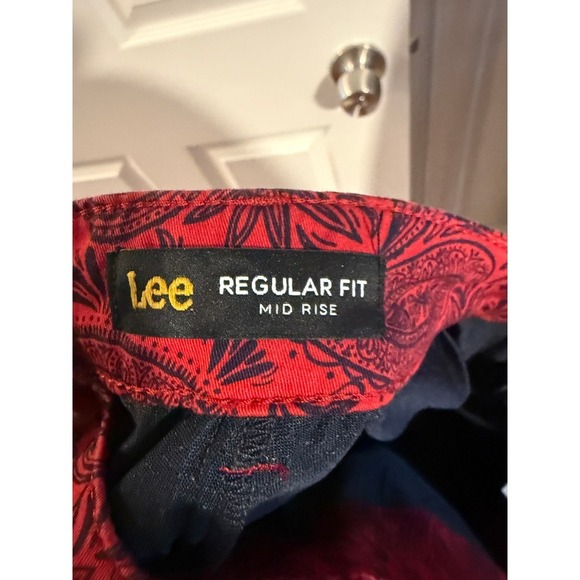 Lee Regular Fit Mid Rise Paisley Print Skort Women's Size 16 Medium Red and Navy - Picture 3 of 5